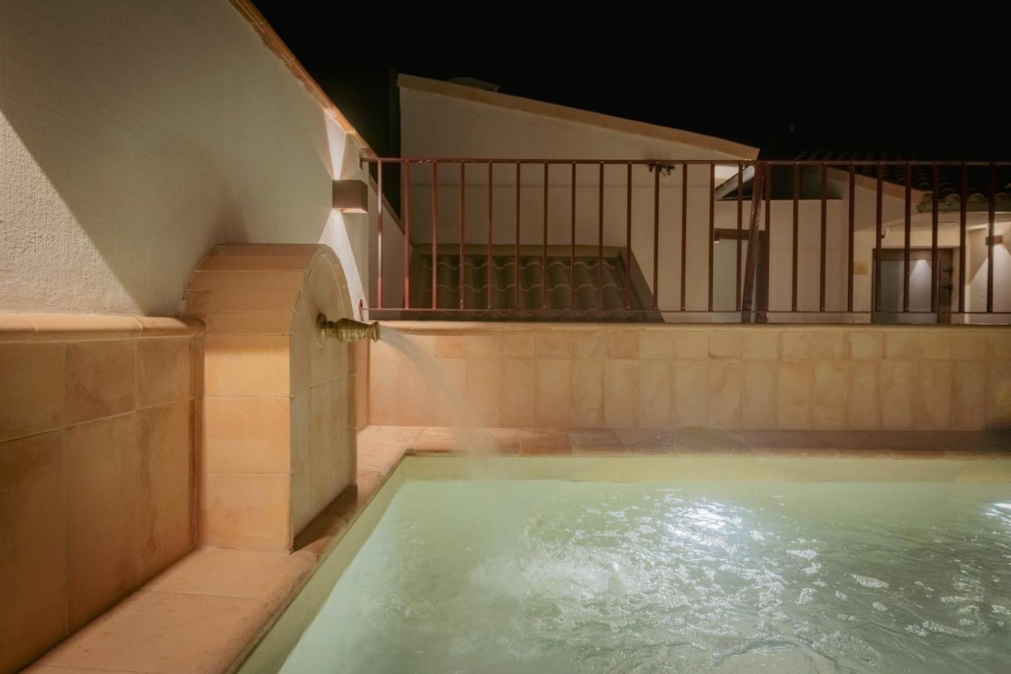 Lirium Casa Patio Ξενοδοχείο Σεβίλλη Εξωτερικό φωτογραφία