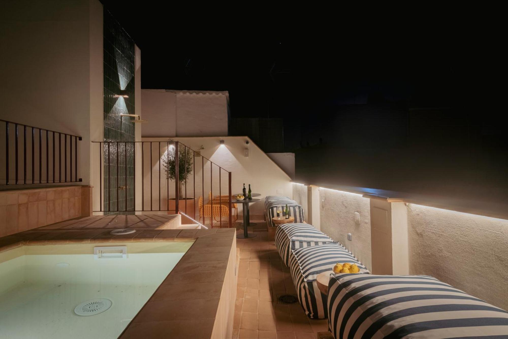 Lirium Casa Patio Ξενοδοχείο Σεβίλλη Εξωτερικό φωτογραφία
